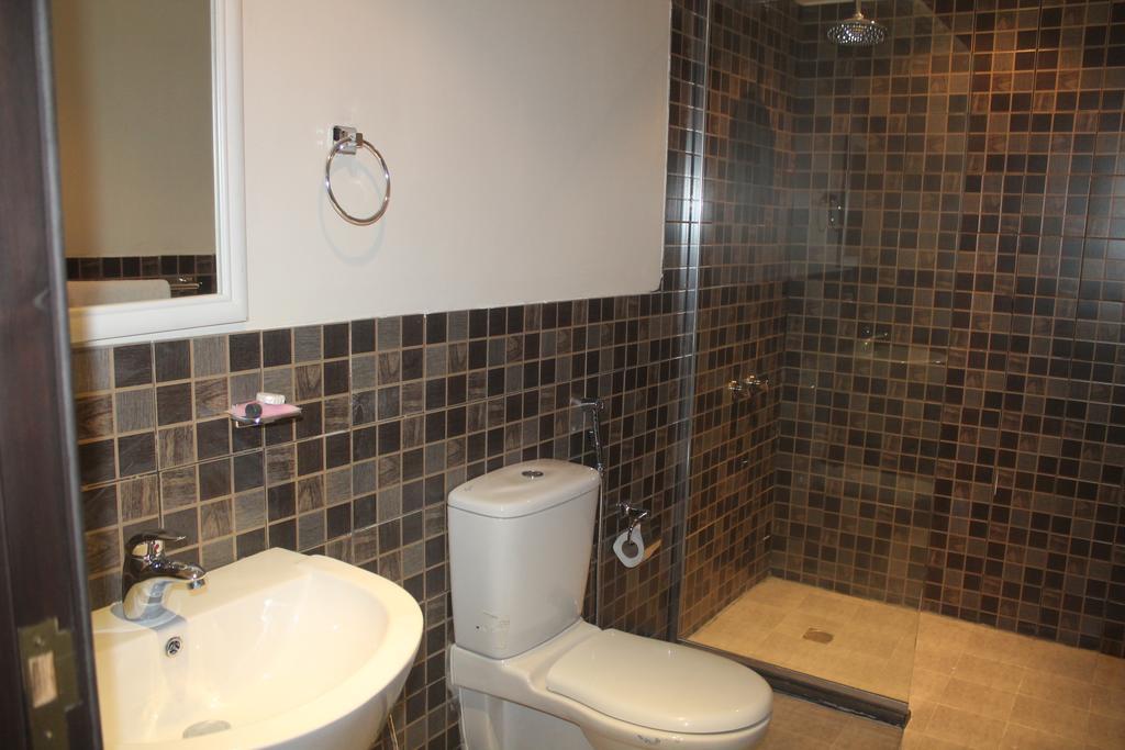 Talia Furnished Apartments Riyadh Room photo